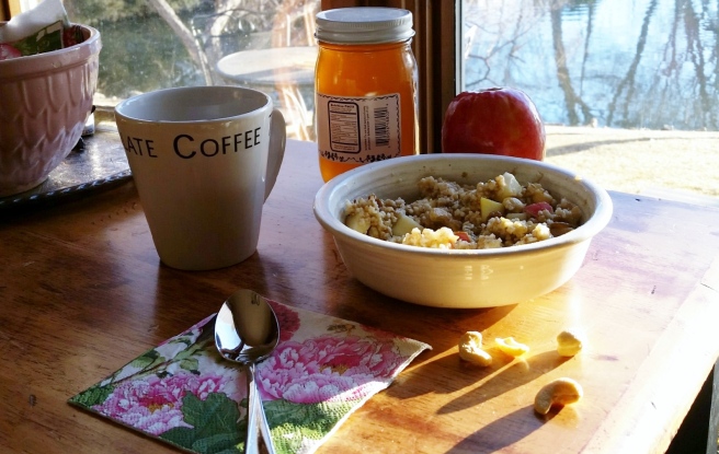 Steel Cut Oats with Curry and Apples